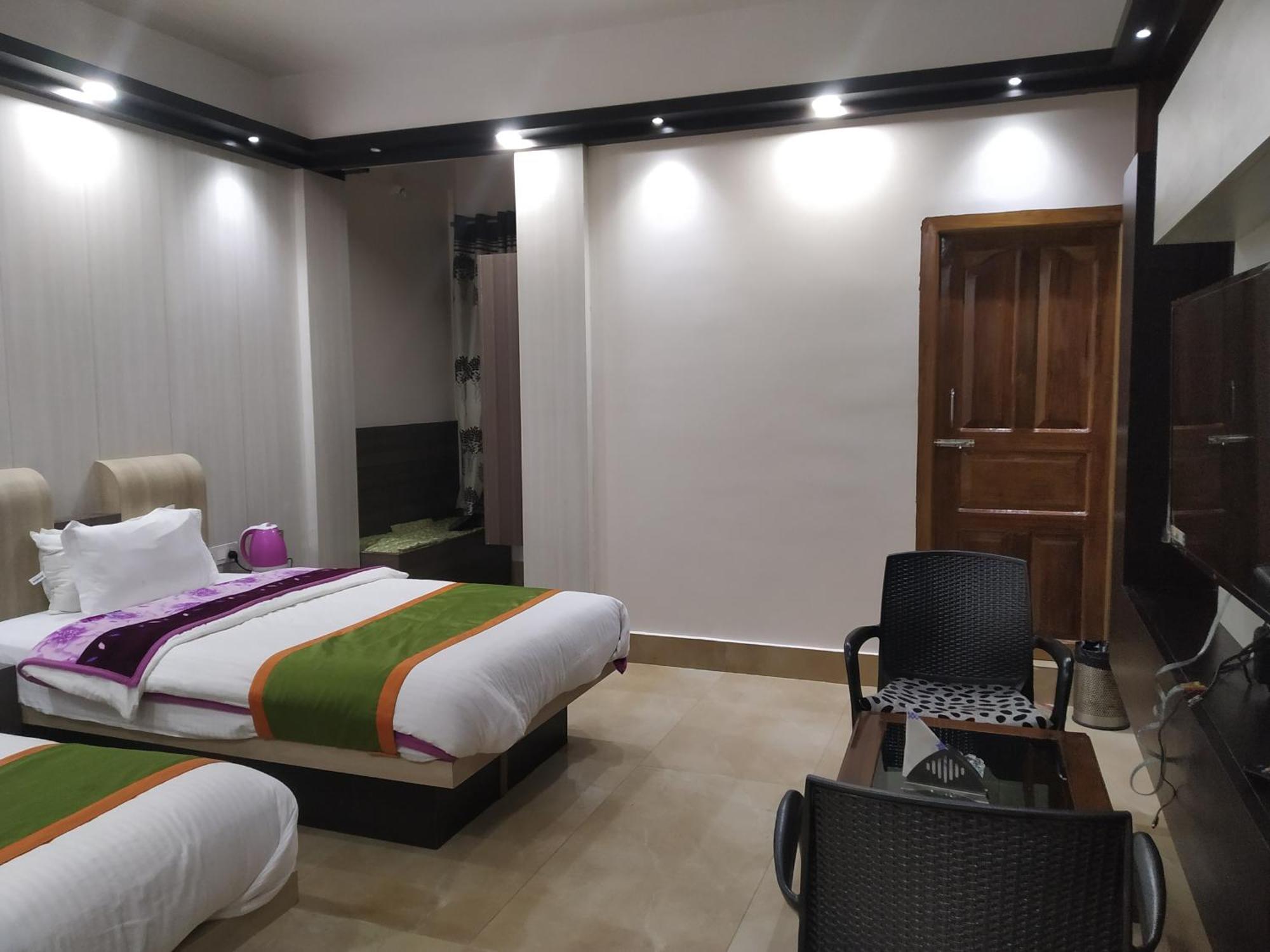 Ziro Palace Inn - A Boutique Hotel Hāpoli Kültér fotó