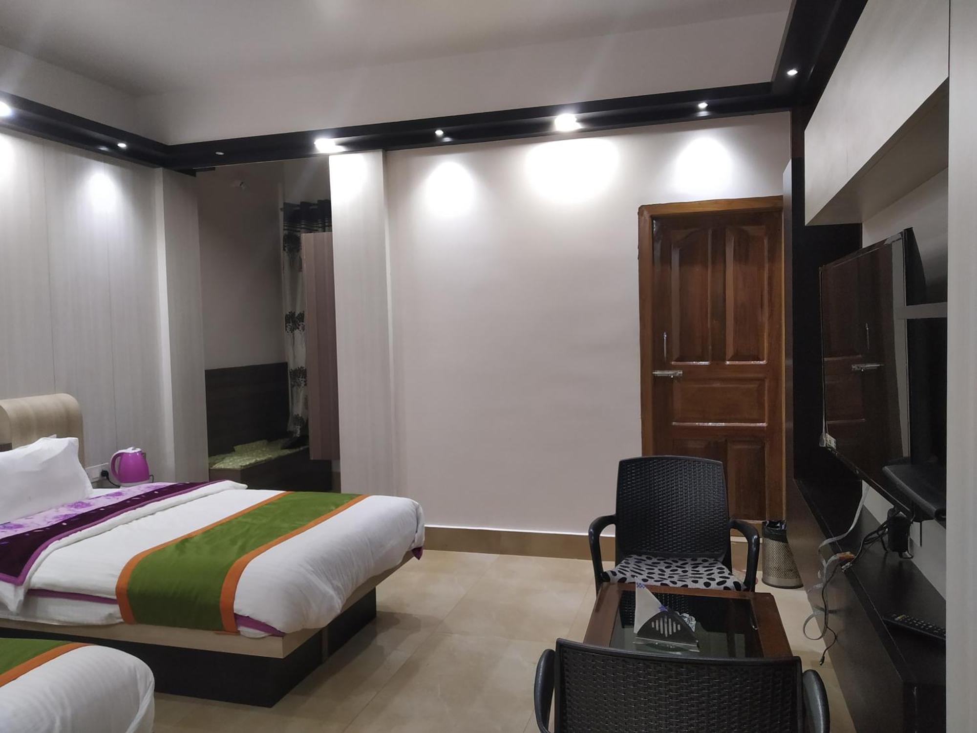 Ziro Palace Inn - A Boutique Hotel Hāpoli Kültér fotó