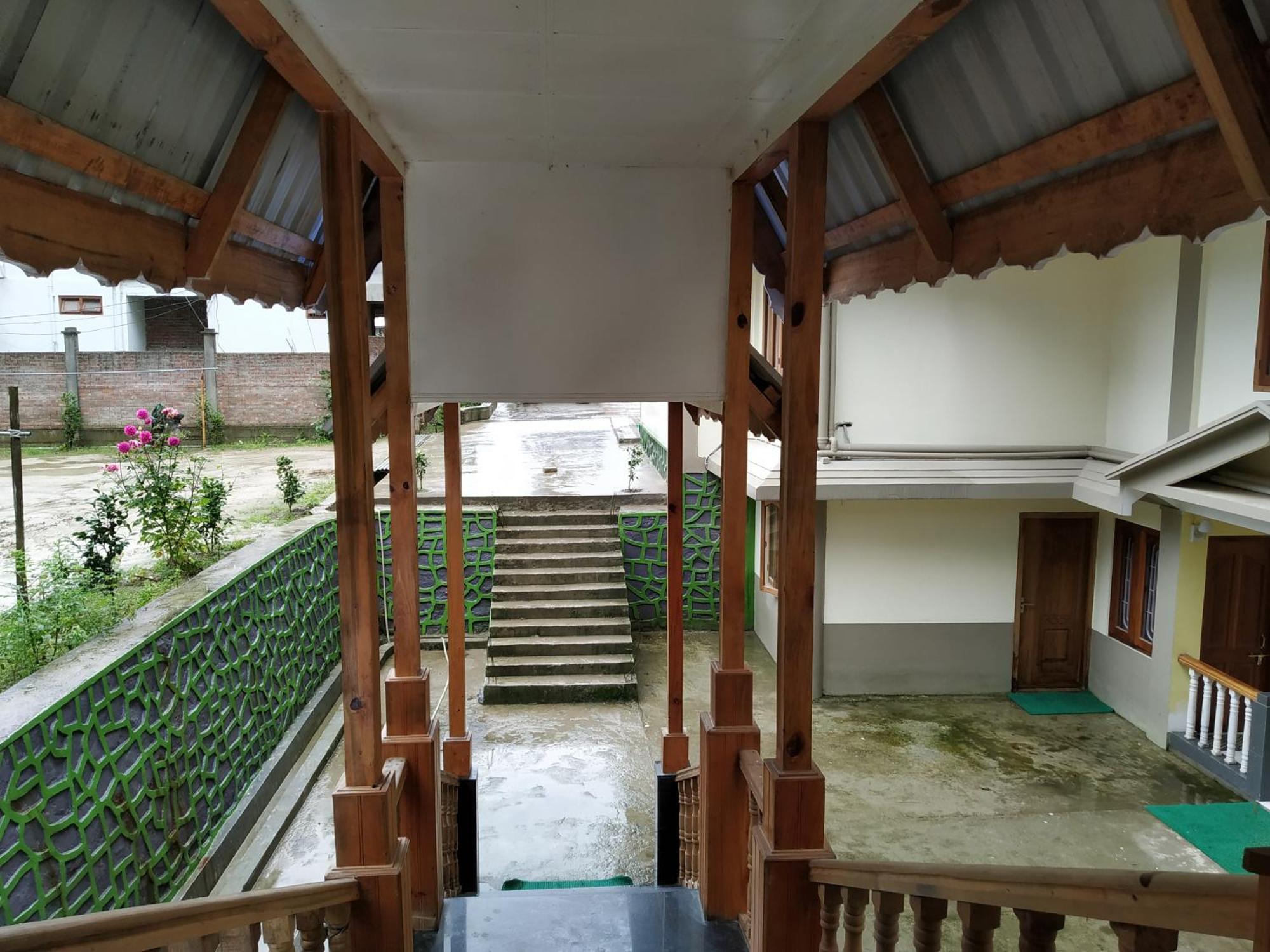 Ziro Palace Inn - A Boutique Hotel Hāpoli Kültér fotó