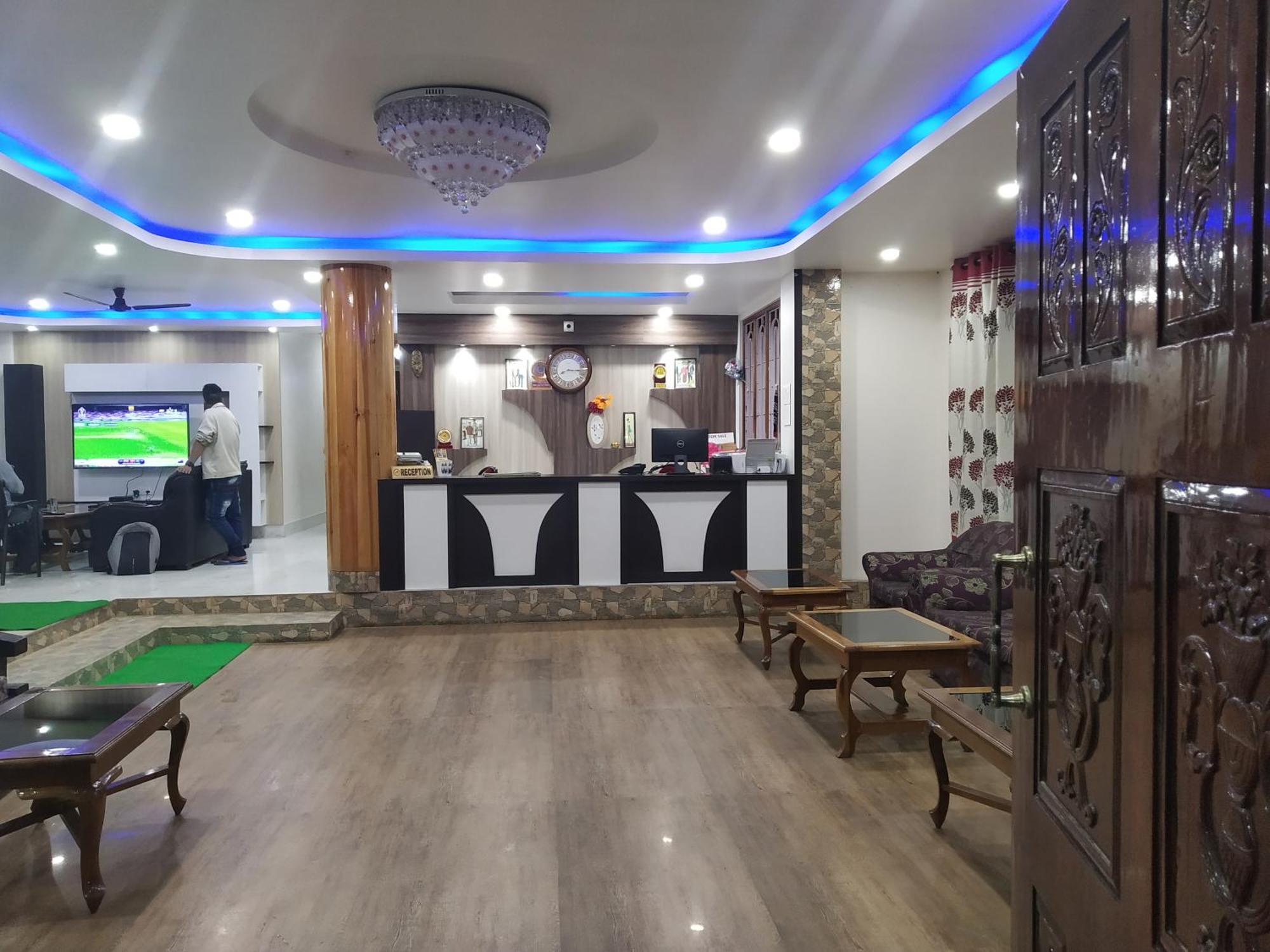 Ziro Palace Inn - A Boutique Hotel Hāpoli Kültér fotó