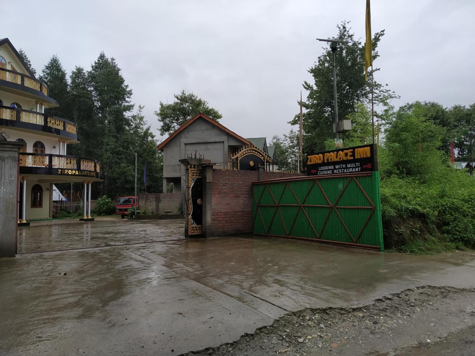 Ziro Palace Inn - A Boutique Hotel Hāpoli Kültér fotó